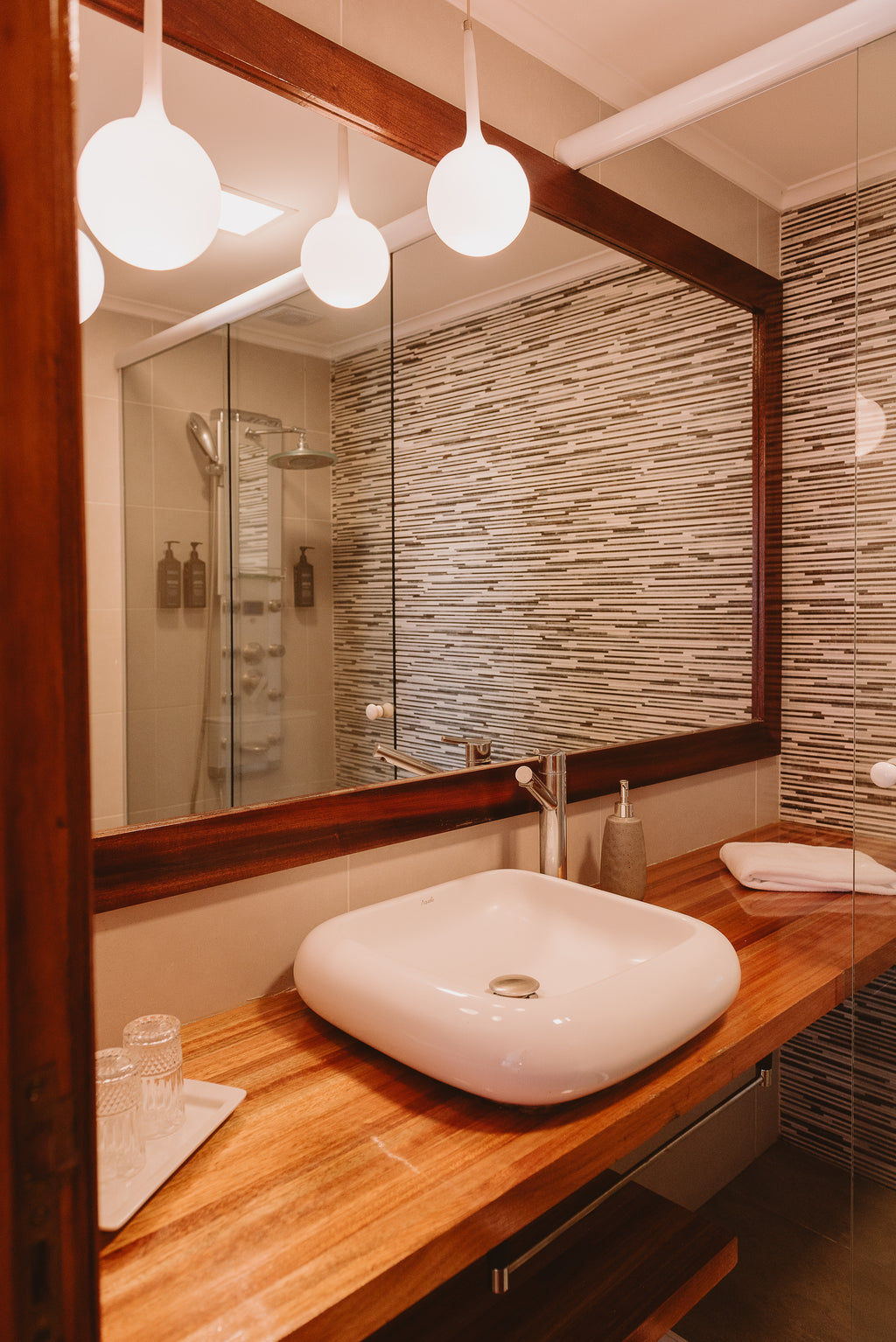 2 noches para 2 en Suite con Jacuzzi con cenas